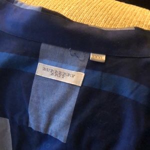 Burberry Brit 23 inch pit to pit fits like a US xl